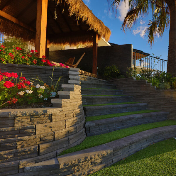 Flagstone Retaining Wall and Steps