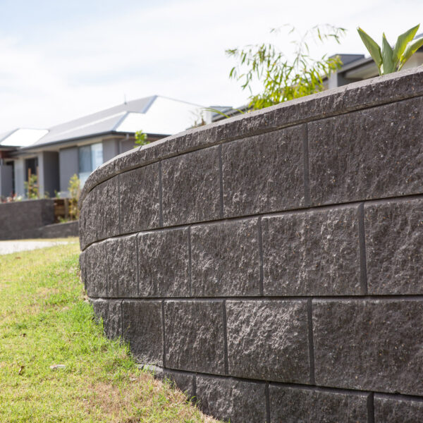 Versawall Garden Wall Block - Charcoal