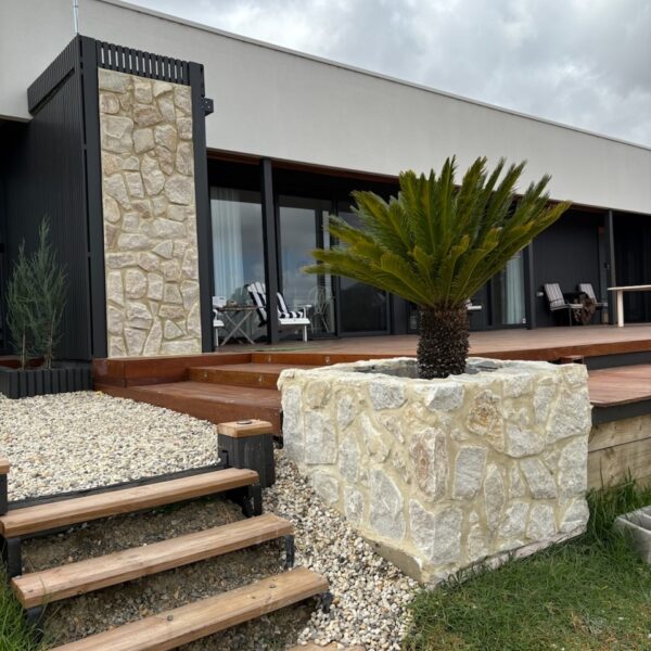 Stoneer Wall Cladding pillar